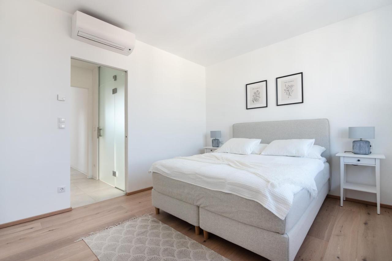 Sophienne Apartments Wina Bagian luar foto