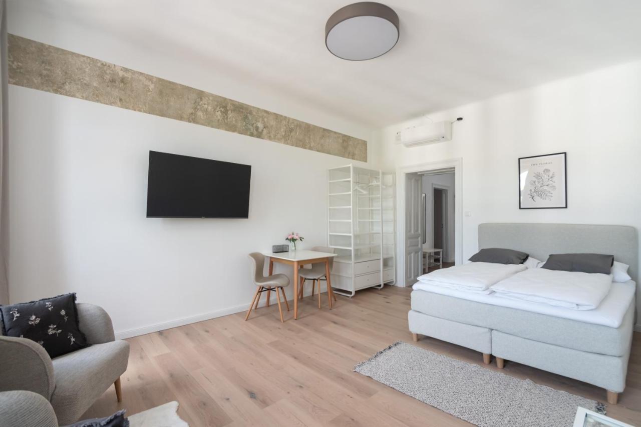 Sophienne Apartments Wina Bagian luar foto